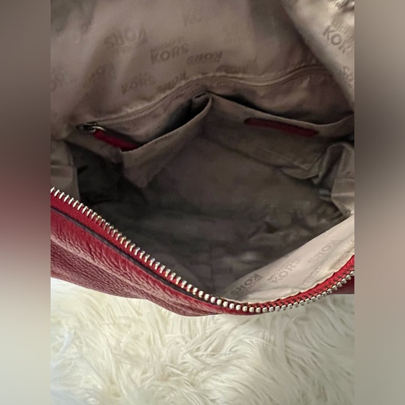 Michael Kors Purse - Picture 2 of 4